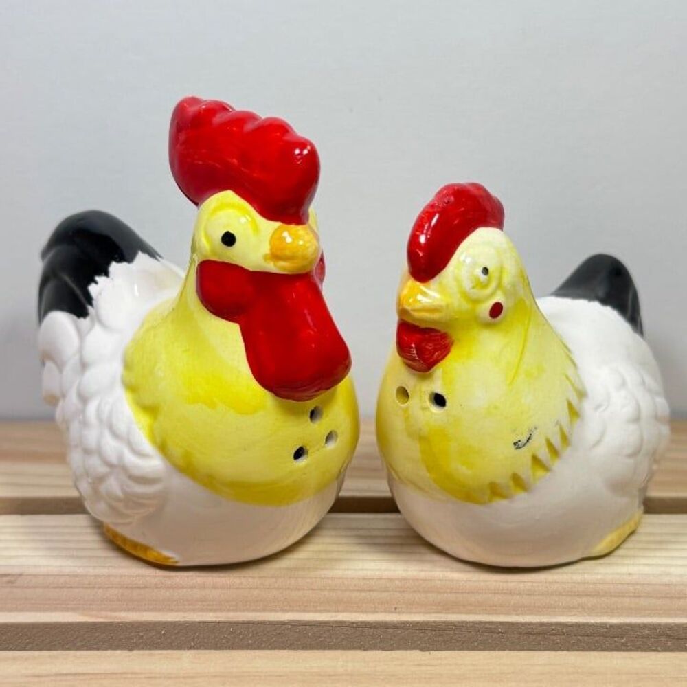 Salt and Pepper Rooster and Hen Shakers Ceramic